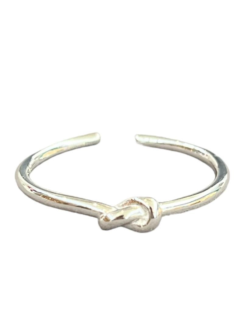 Single Knot Ring