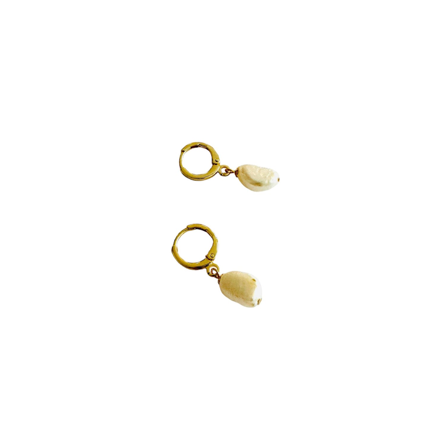 Baroque Dainty Pearl Dangling Earrings