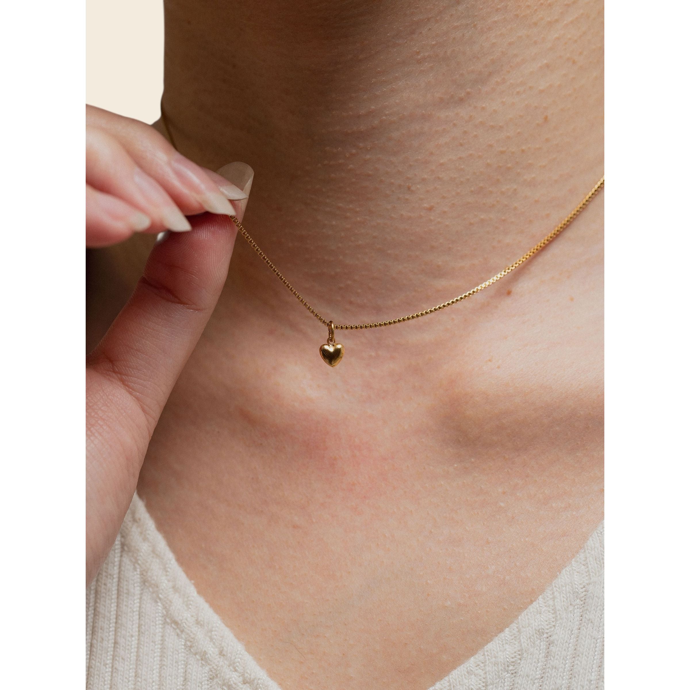 gold-tone Dainty single heart necklace - alternate view 2