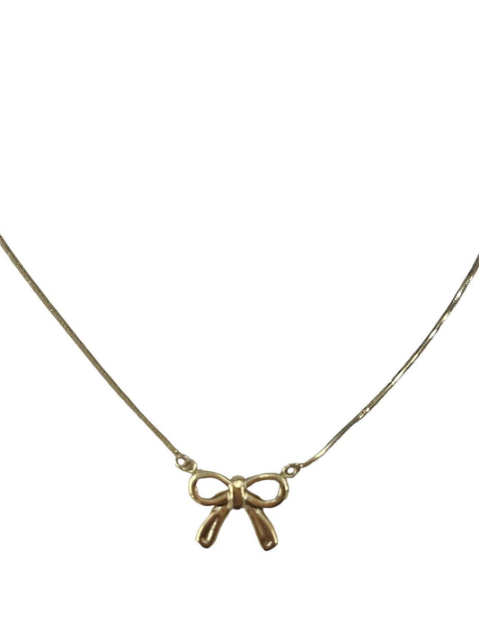 Bow Pendant Necklace