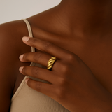 Croissant Ring