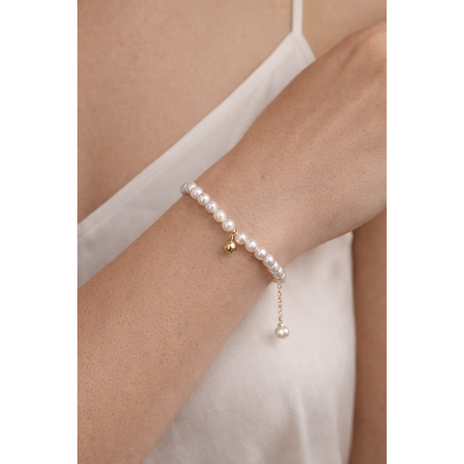 gold-tone and freshwater pearl Gold Drop Pearl Bracelet - alternate view 2