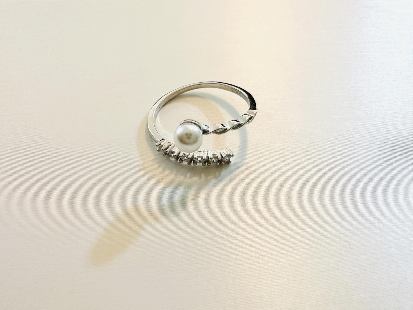 Silver Diamond Pearl Ring