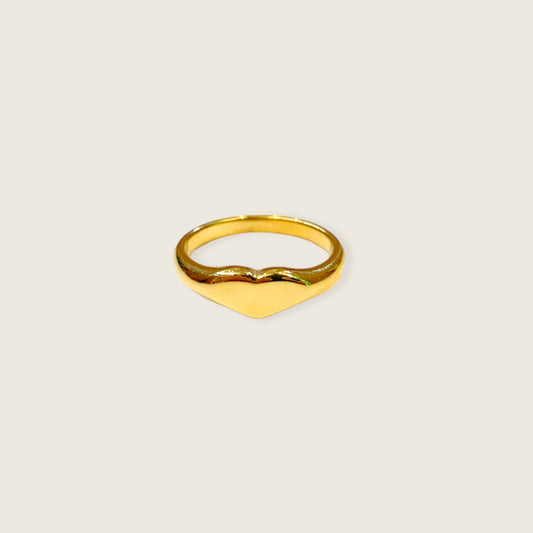 Dainty Heart Signet Ring