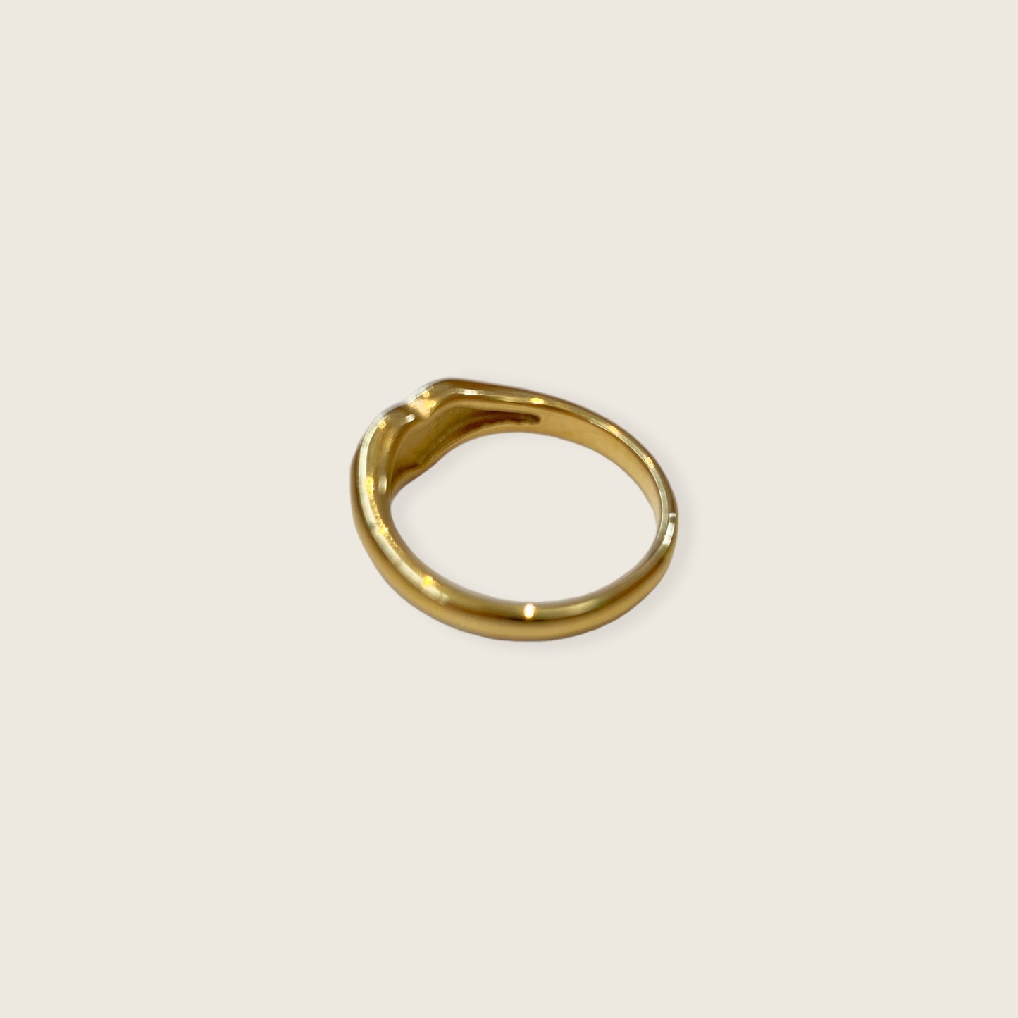 Dainty Heart Signet Ring