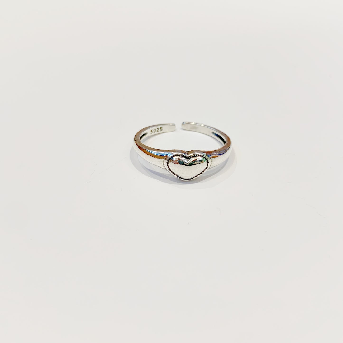 Silver heart adjustable ring