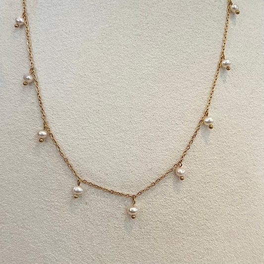 Dots of Pearls Necklace